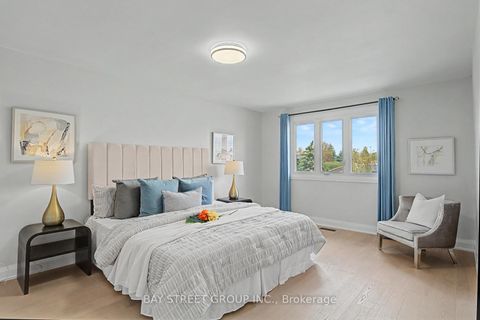 Photo 23 at 146 Cabinet Crescent, West Woodbridge, Vaughan