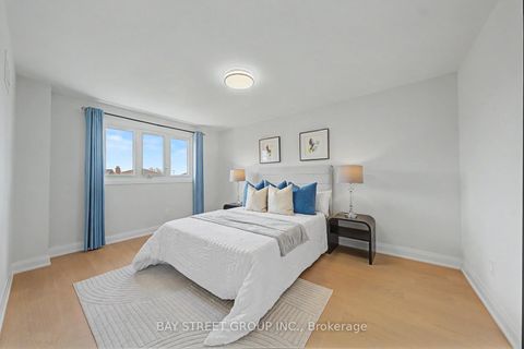 Photo 29 at 146 Cabinet Crescent, West Woodbridge, Vaughan
