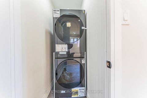 Photo 30 at 146 Cabinet Crescent, West Woodbridge, Vaughan