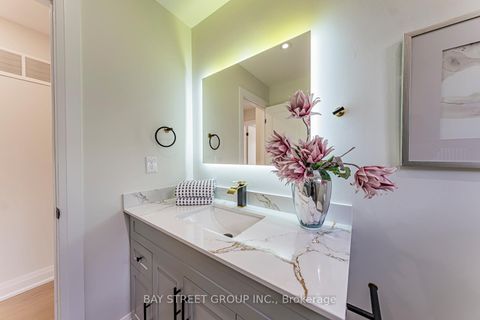 Photo 32 at 146 Cabinet Crescent, West Woodbridge, Vaughan