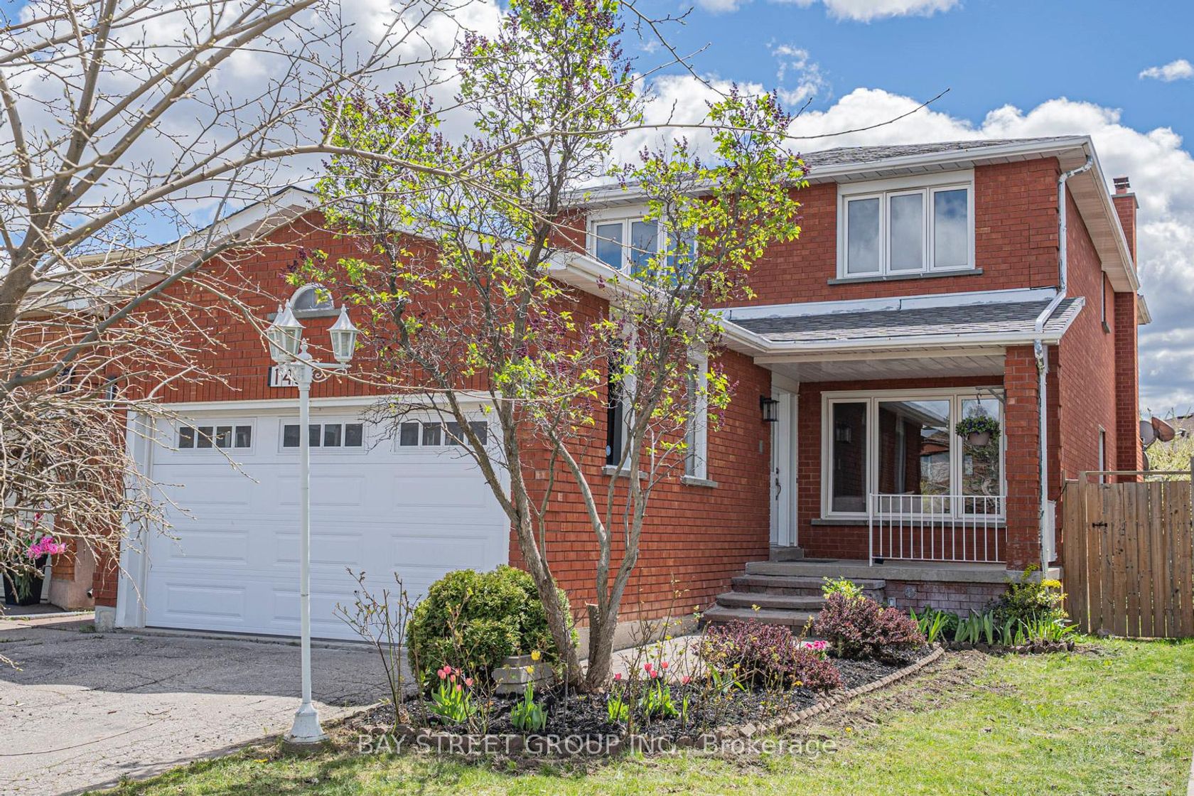 146 Cabinet Crescent, West Woodbridge, Vaughan photo number 2