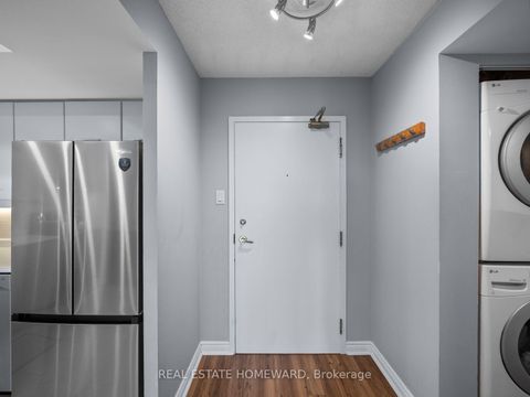 Photo 3 at 815 - 1091 Kingston Road, Cliffside, Toronto
