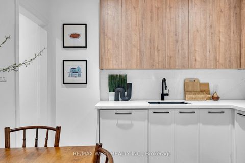Photo 12 at 259 Sixth Street, New Toronto, Toronto