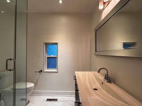 Photo 14 at 154 Sedgemount Drive, Woburn, Toronto