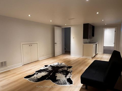 Photo 18 at 154 Sedgemount Drive, Woburn, Toronto