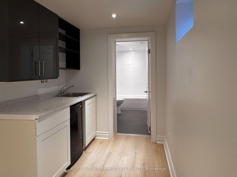 Photo 19 at 154 Sedgemount Drive, Woburn, Toronto