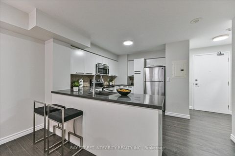 Photo 6 at 602 - 11 St Joseph Street, Bay Street Corridor, Toronto