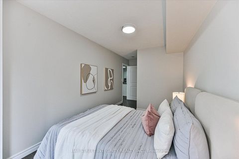 Photo 14 at 602 - 11 St Joseph Street, Bay Street Corridor, Toronto