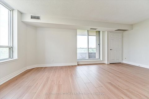 Photo 7 at 602 - 18 Hillcrest Avenue, Willowdale East, Toronto
