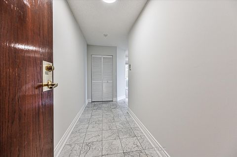 Photo 20 at 602 - 18 Hillcrest Avenue, Willowdale East, Toronto