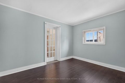 Photo 21 at 601 Conacher Drive, Newtonbrook East, Toronto