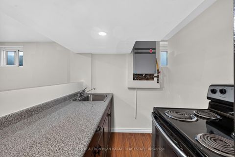 Photo 29 at 601 Conacher Drive, Newtonbrook East, Toronto