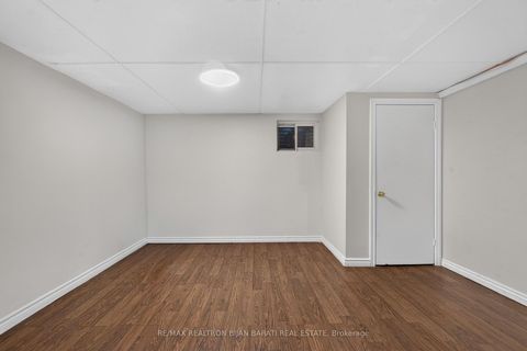 Photo 31 at 601 Conacher Drive, Newtonbrook East, Toronto