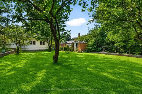 Photo 37 at 601 Conacher Drive, Newtonbrook East, Toronto