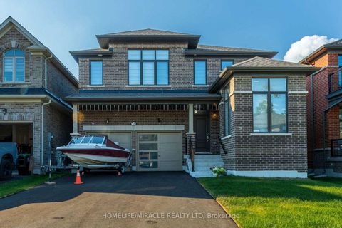 Photo 1 at 1429 Davis Loop, Lefroy, Innisfil