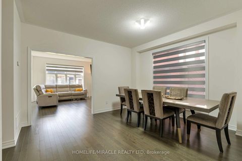 Photo 5 at 1429 Davis Loop, Lefroy, Innisfil