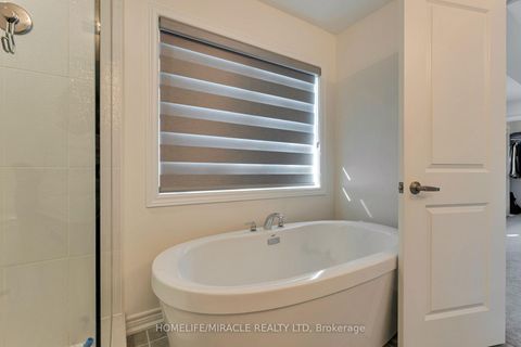Photo 17 at 1429 Davis Loop, Lefroy, Innisfil