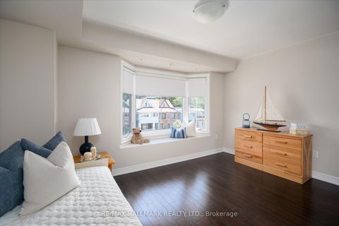 Photo 18 at 82 Woodbine Avenue, The Beaches, Toronto