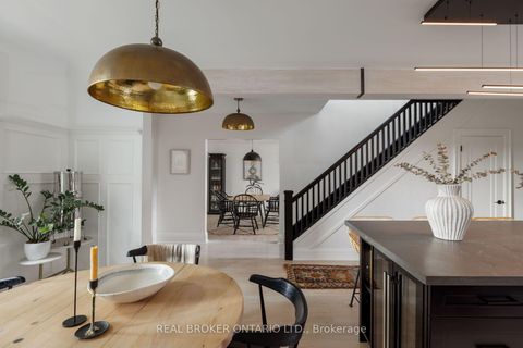 Photo 7 at 39 Beechwood Drive, Broadview North, Toronto