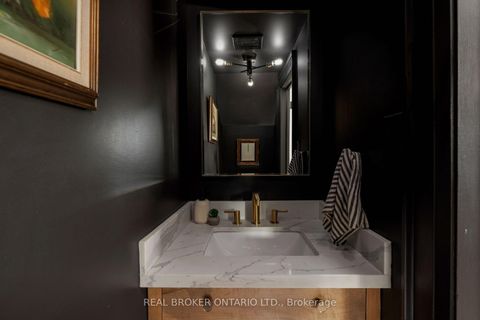 Photo 8 at 39 Beechwood Drive, Broadview North, Toronto