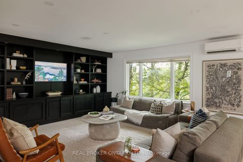 Photo 14 at 39 Beechwood Drive, Broadview North, Toronto