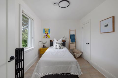 Photo 30 at 39 Beechwood Drive, Broadview North, Toronto