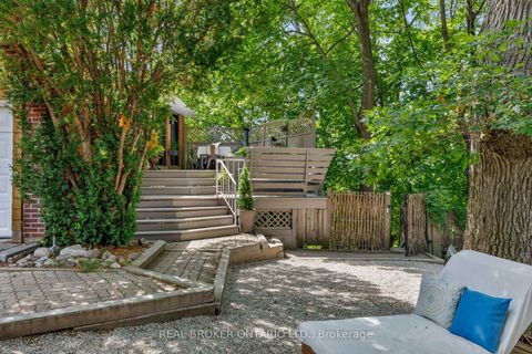 Photo 39 at 39 Beechwood Drive, Broadview North, Toronto