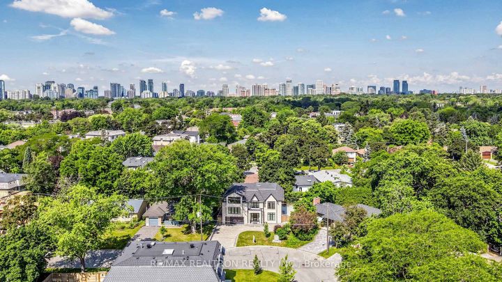 Photo 49 at 10 Bayberry Crescent, Bayview Village, Toronto
