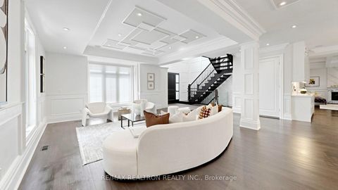 Photo 13 at 10 Bayberry Crescent, Bayview Village, Toronto