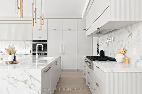 Photo 11 at 176 Briar Hill Avenue, Lawrence Park South, Toronto