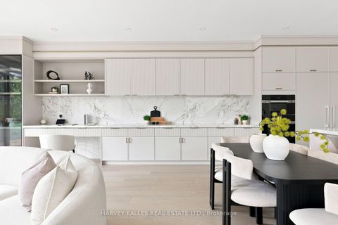 Photo 17 at 176 Briar Hill Avenue, Lawrence Park South, Toronto