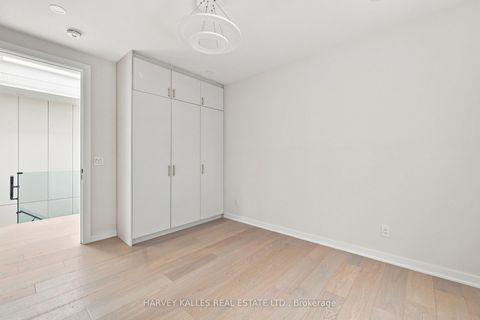 Photo 32 at 176 Briar Hill Avenue, Lawrence Park South, Toronto