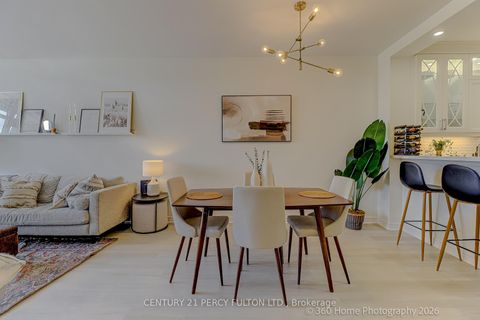 Photo 7 at 604 - 1 Leaside Park Drive, Thorncliffe Park, Toronto