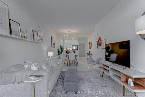 Photo 10 at 604 - 1 Leaside Park Drive, Thorncliffe Park, Toronto