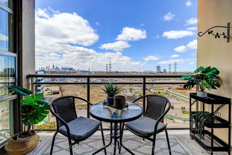 Photo 13 at 604 - 1 Leaside Park Drive, Thorncliffe Park, Toronto