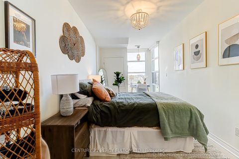 Photo 15 at 604 - 1 Leaside Park Drive, Thorncliffe Park, Toronto