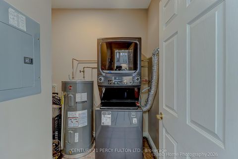 Photo 21 at 604 - 1 Leaside Park Drive, Thorncliffe Park, Toronto