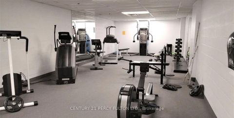 Photo 26 at 604 - 1 Leaside Park Drive, Thorncliffe Park, Toronto