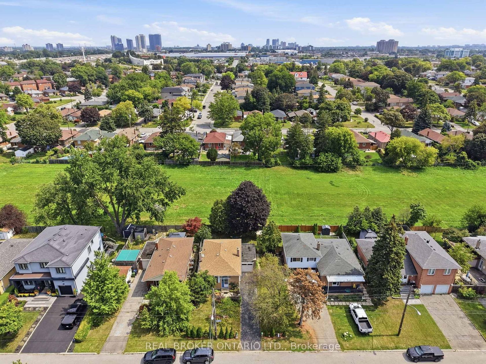 88 Cavehill Crescent, Maryvale, Toronto photo 2