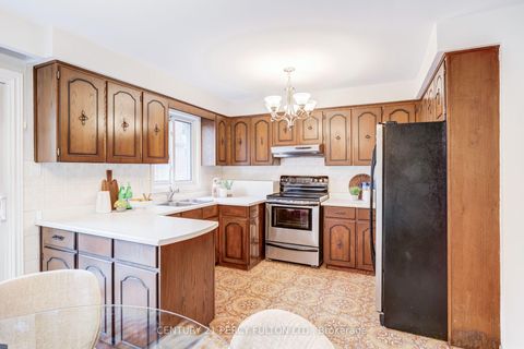 Photo 16 at 46 Cedar Drive, Scarborough Village, Toronto
