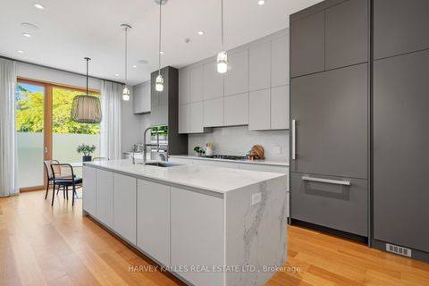 Photo 12 at 67 Heath Street W, St. Clair, Toronto