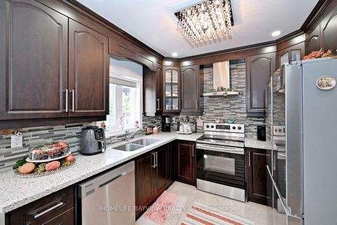 Photo 10 at 15 El Dorado Street, Westbrook, Richmond Hill