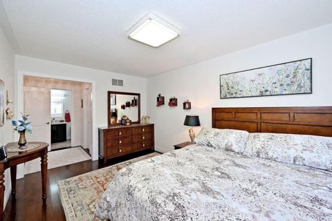 Photo 18 at 15 El Dorado Street, Westbrook, Richmond Hill