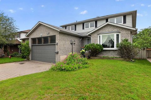 Photo 1 at 59 Riverglen Drive, Keswick South, Georgina