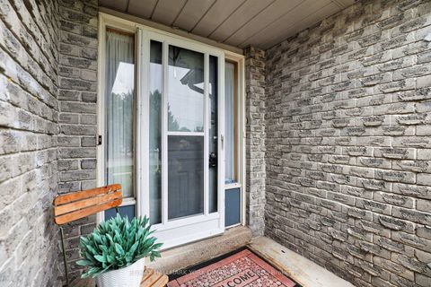 Photo 3 at 59 Riverglen Drive, Keswick South, Georgina