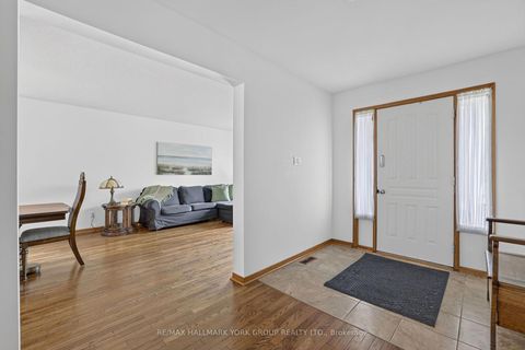 Photo 5 at 59 Riverglen Drive, Keswick South, Georgina