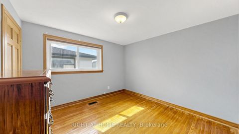 Photo 33 at 15 Skyridge Road, Morningside, Toronto