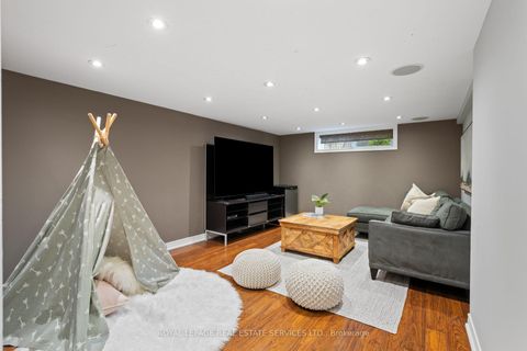 Photo 32 at 100 Dunedin Drive, Kingsway South, Toronto