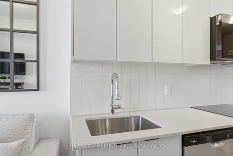 Photo 6 at 1512 - 10 Abeja Street, Concord, Vaughan