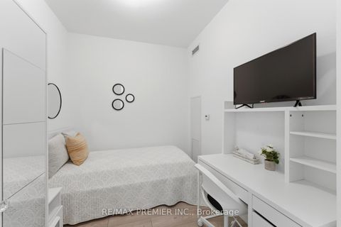 Photo 13 at 1512 - 10 Abeja Street, Concord, Vaughan